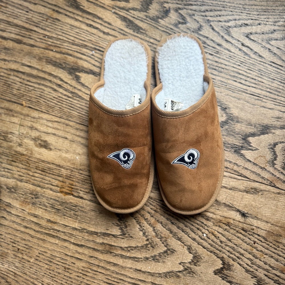 Los Angelos Rams Brown Suede Slippers with Logo. Only worn a few times.